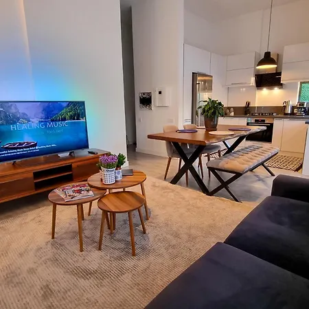 Lägenhet Suelo Flat *