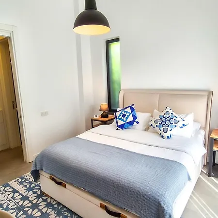 Suelo Flat Lägenhet